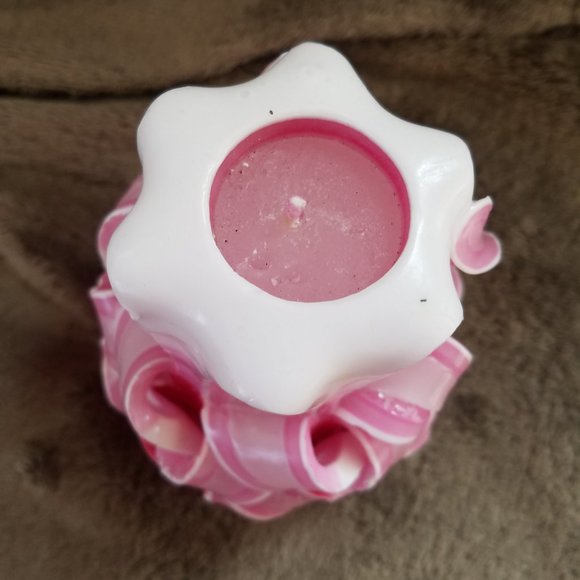 Brand new Beautifully carved candle - Picture 4 of 5
